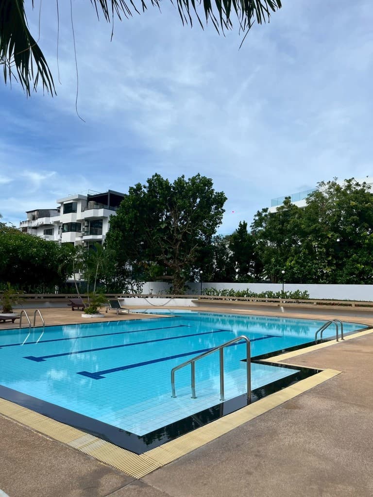 ขายคอนโดหรู แกรนด์ คอนโดเทล พัทยา (Grand Condotel) Pattaya