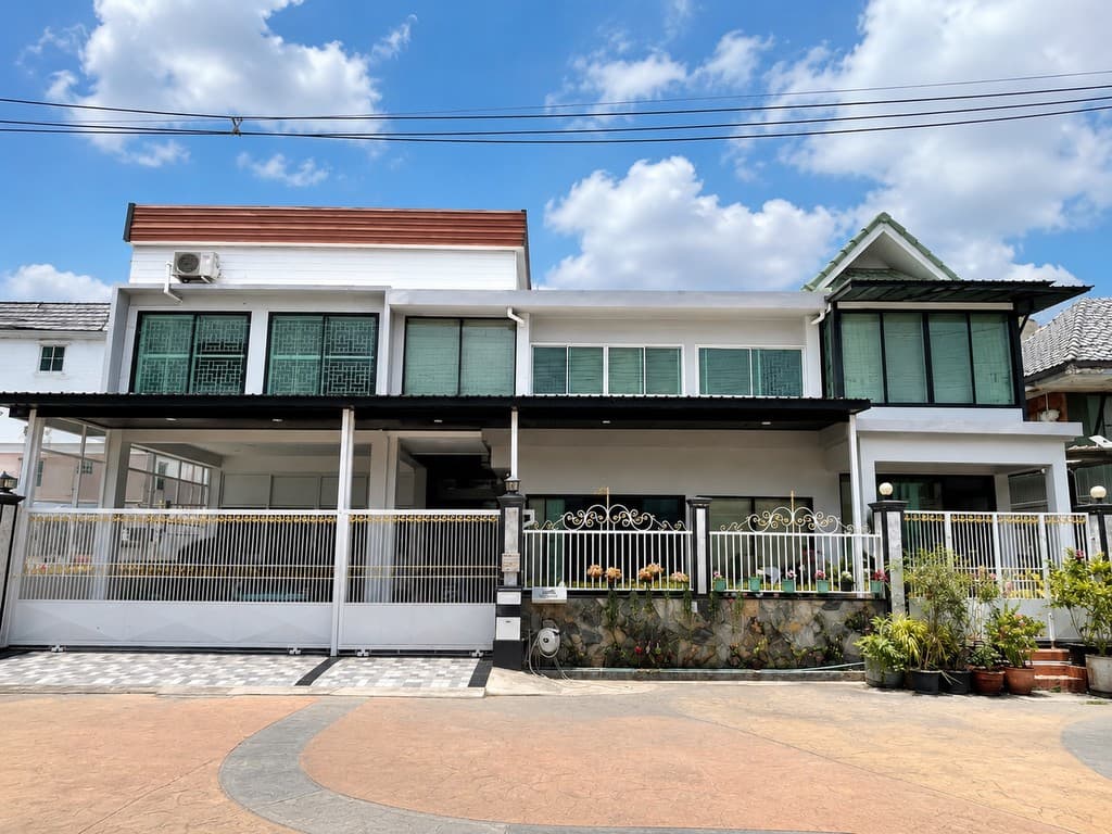 ขายบ้านเดี่ยว 7 ห้องนอน ลำลูกกา ปทุมธานี HRE01014