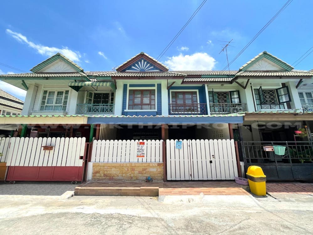 ทาวน์เฮ้าส์ หมู่บ้านพฤกษา14บี ถ.วัดลาดปลาดุก บางบัวทอง