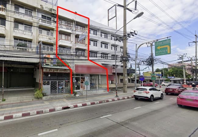 ขายอาคารพาณิชย์ ปากซอยรามอินทรา 109 ติดถนนรามอินทรา เนื้อที่ 48 ตร.ว. 2 คูหา