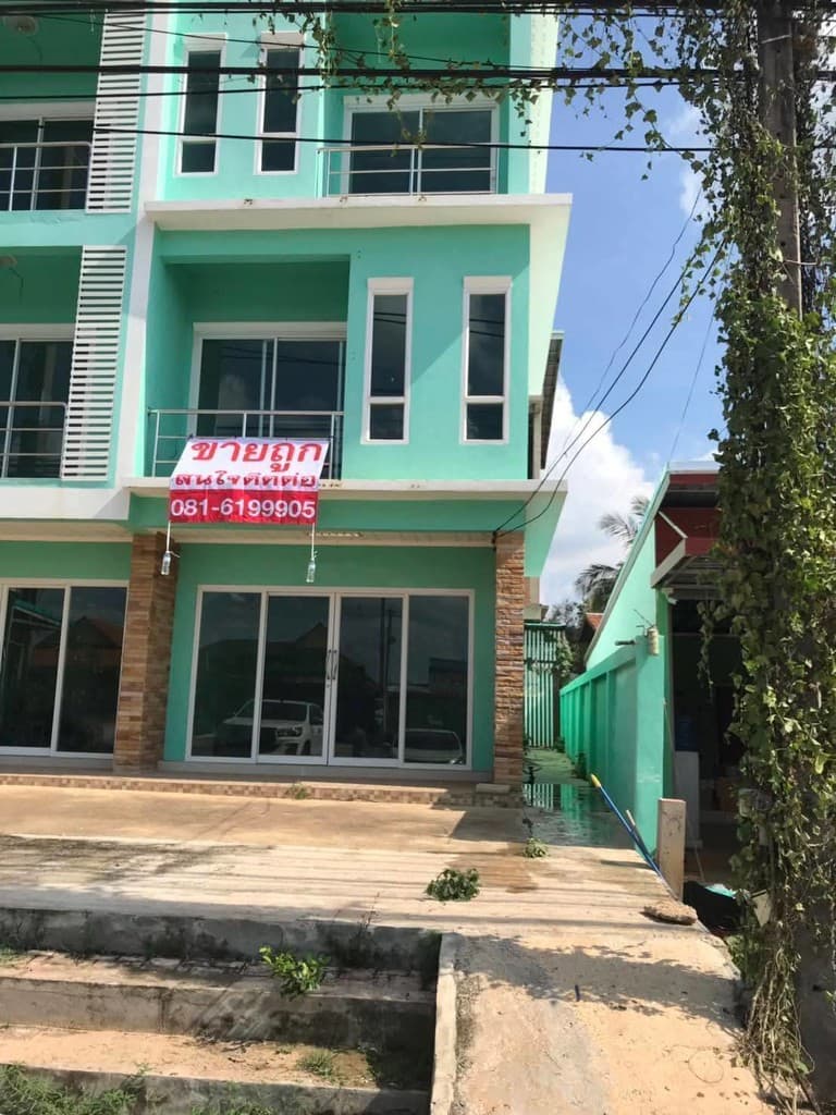 ขายถูกมาก ผ่อนตรงได้!! อาคารพาณิชย์ 3 ชั้น ติดถนน 4 เลน อ.กันทรวิชัย มหาสารคาม ใกล้ ม.มหาสารคาม ใกล้