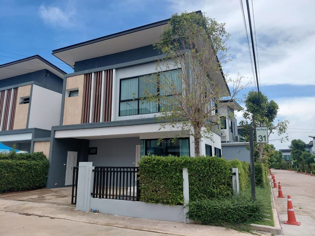 บ้านเดี่ยว โครงการอีโค เฮ้าส์ ปิ่นเกล้า-ศาลายา ECO HAUS Pinklao – Salaya ต.ศาลากลาง อ.บางกรวย นนทบ