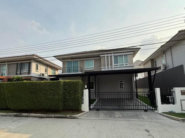 ให้เช่าบ้านเดี่ยว 2 ชั้น โครงการ ไลฟ์ บางกอก บูเลอวาร์ด วงแหวน อ่อนนุช 2 Life Bangkok Boulevard Wong