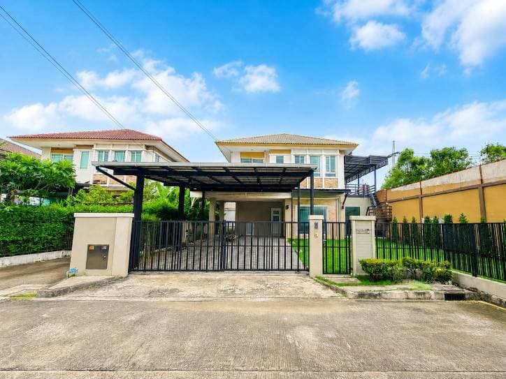 ขายบ้านเดี่ยว 2 ชั้น หลังริม หมู่บ้านมัณฑนา รามอินทรา–วงแหวน
